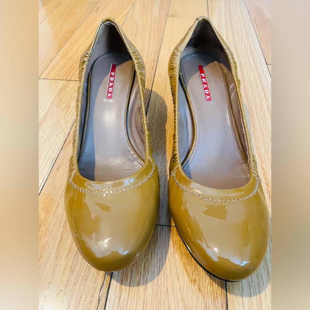 Prada patent leather pumps flats size 37